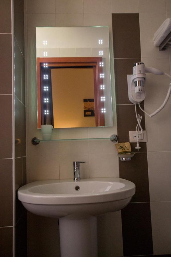 B&B Al Viale Foggia Exterior photo